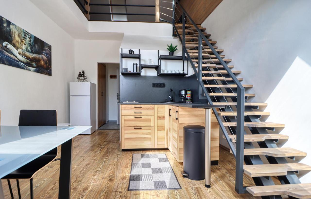 Zenloft Apartman Eger Eksteriør billede