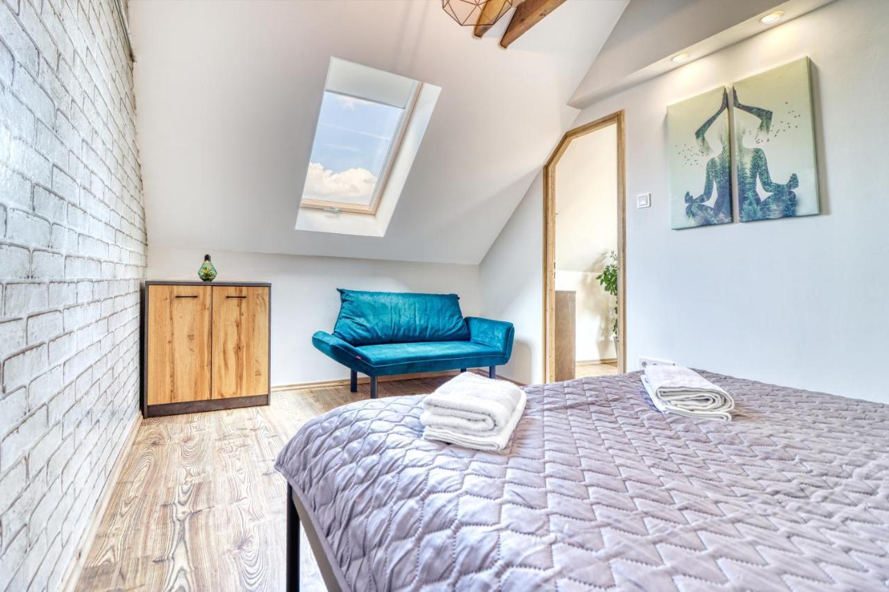Zenloft Apartman Eger Eksteriør billede